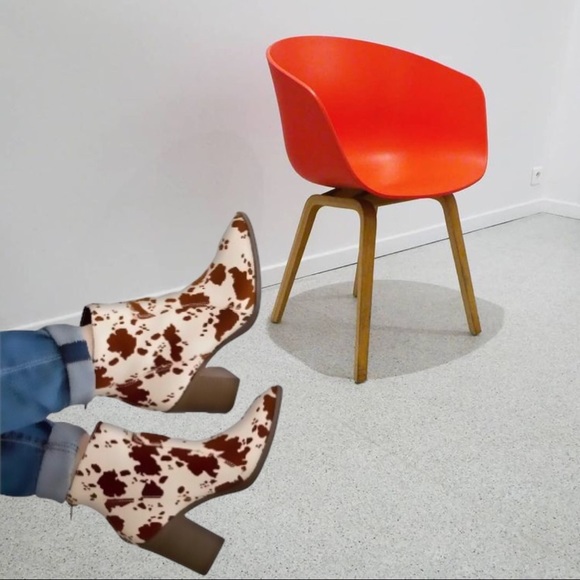 Qupid Cow Print Western Pointed Toe Brown Bootie - Picture 8 of 8